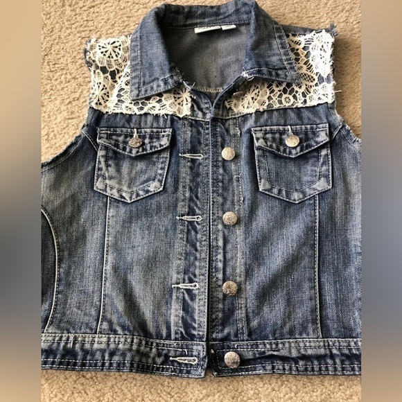 🦋❤️ Hostess Pick❤️ Cato Denim Vest laced decorated button down with collar XL - Picture 2 of 5